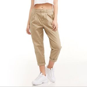Uniqlo Khaki Pleated Pants